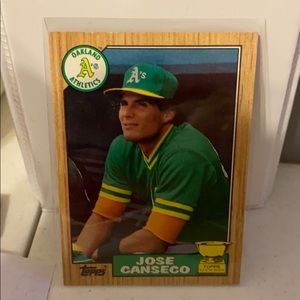 Lot of 8 Rookie Baseball Cards